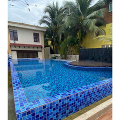 Swimming pool 2023（97X97，White-blue）